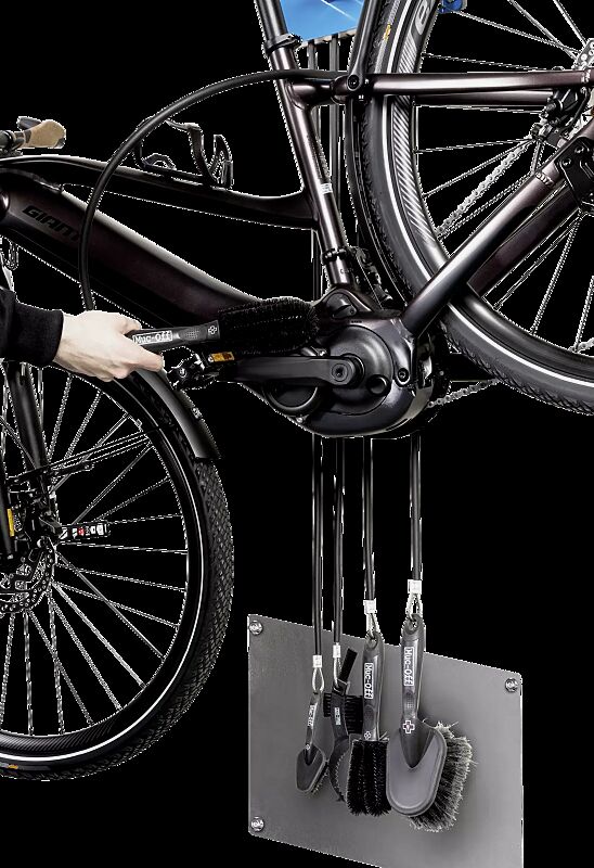 Reinigungsstation ASSIST CLEAN, pulverbeschichtet in RAL 5015 himmelblau Reinigungsstation ASSIST CLEAN, thermoplastbeschichtet in RAL 5015 himmelblau