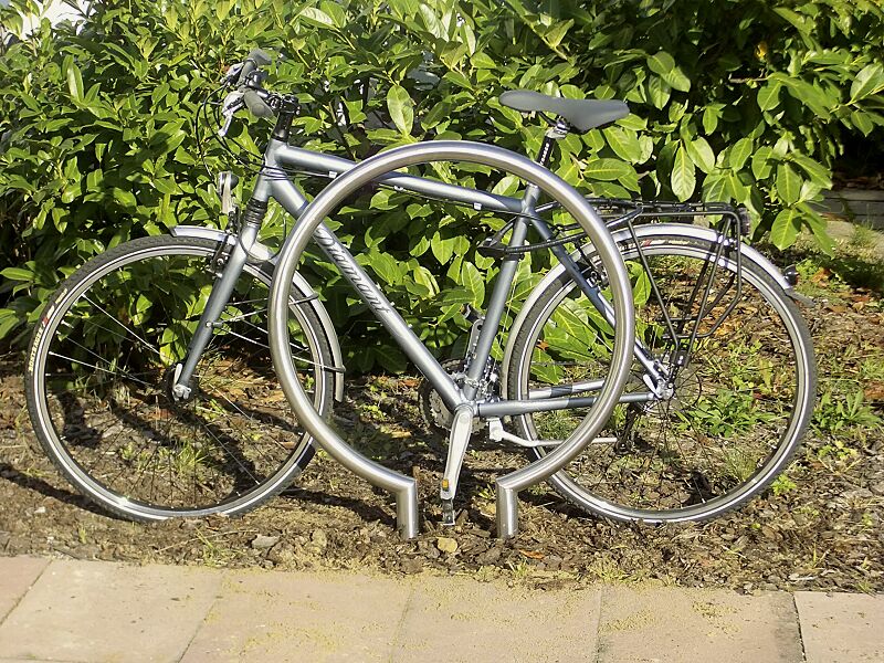 111.000/anlehnbuegel-avignon--aus-edelstahl__shoKAT0009319