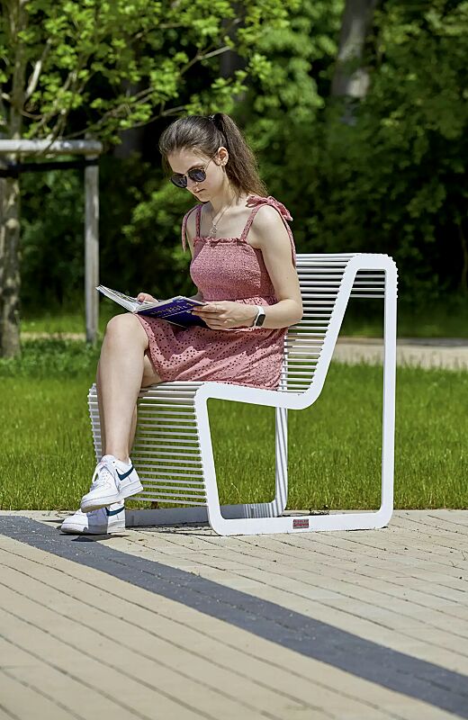 Sitz LIMPIDO mit Rückenlehne, in RAL 9003 signalweiß