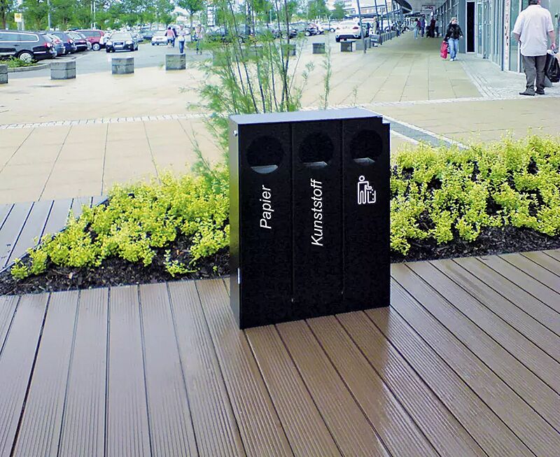 Abfallbehälter CRYSTAL TRIO mit 1 Ascher, 3 x 32 Liter, ohne Einwurfklappe, in RAL 9005 tiefschwarz, Siebdruck in RAL 9003 signalweiß