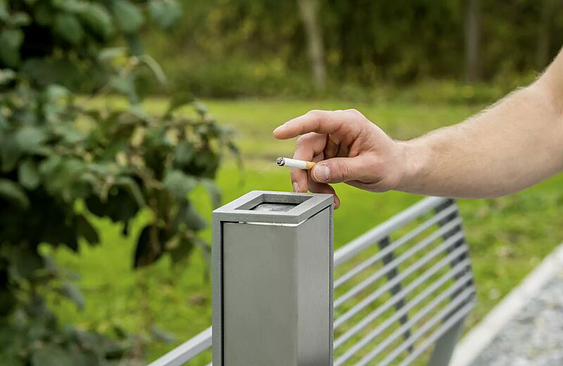 Detail: Ascherbehälter