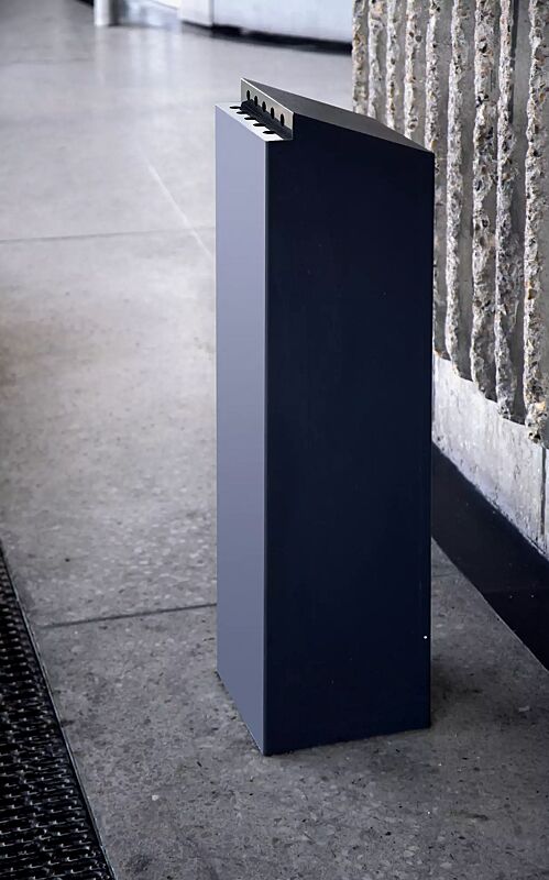 117.938/standascher-crystal-aus-stahl__shoKAT0050030