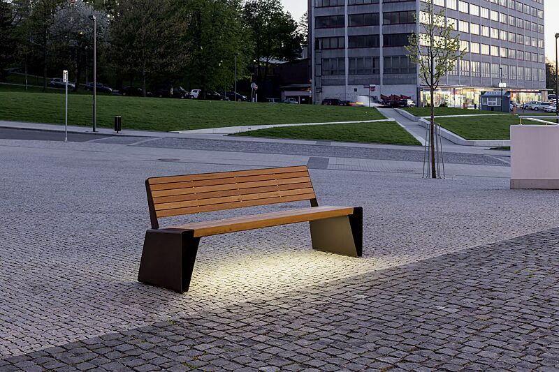 Sitzbank RADIUM mit Rückenlehne, mit Jatobaholzbelattung, Stahlteile in 7016 anthrazitgrau, mit LED-Beleuchtung (Zubehör)