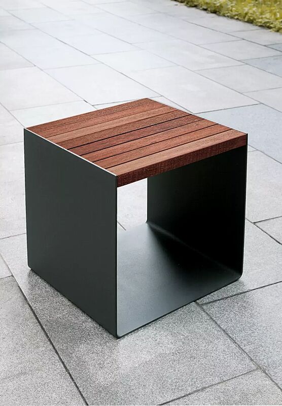 Sitz RADIUM mit Jatobaholzbelattung, Stahlteile in RAL 9007 graualuminium