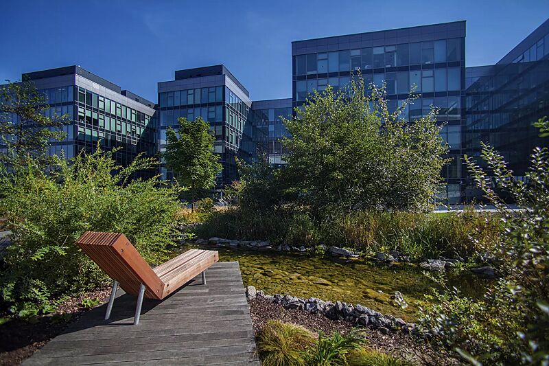 Liegebank WOODY mit Jatobaholzbelattung