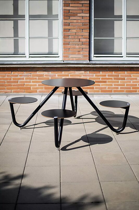 Bank-Tisch-Kombination ORBIT mit rundem Tisch, 4-Sitzer, HPL-Auflage in schwarz, Stahlteile in RAL 9005 tiefschwarz