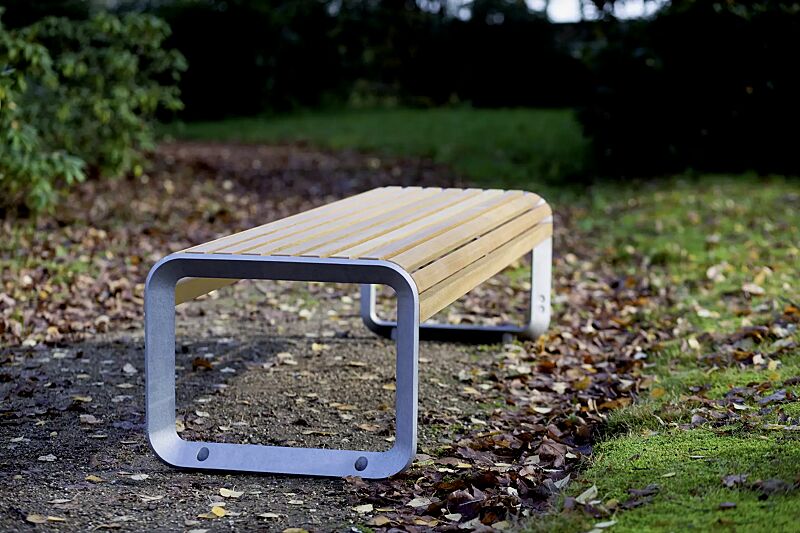 Sitzbank PORTIQOA ohne Rückenlehne, mit Robinienholzbelattung