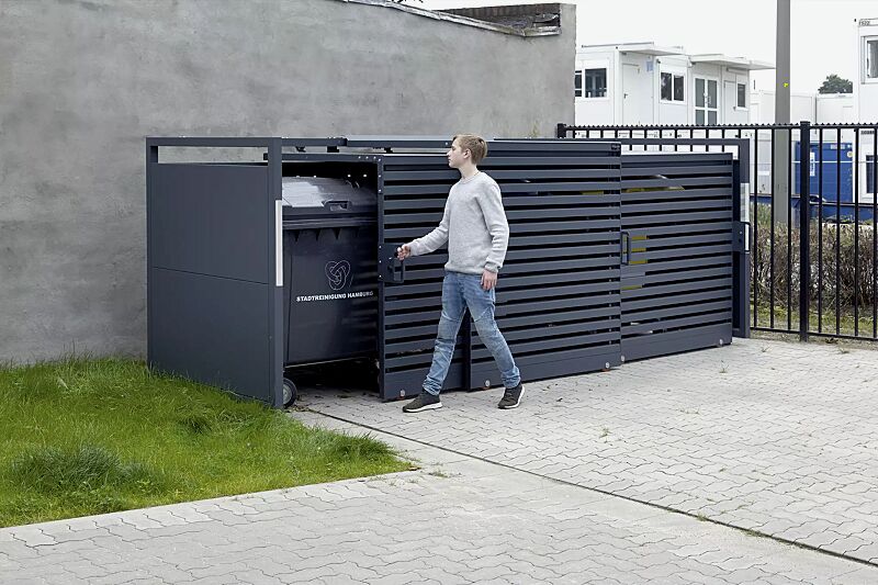 Müllbehälter-Dreifachschrank STYLEOUT® LINIS 1100, Aluminiumkonstruktion, Tür, Rück- und Seitenwände in RAL 7016 anthrazitgrau, Dach in Aluminium eloxiert
