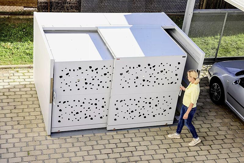 Fahrradgarage STYLEOUT® BIKE TOMO, Rück-, Seitenwände und Schiebetüren in RAL 9006 weißaluminium, Dach Aluminium eloxiert