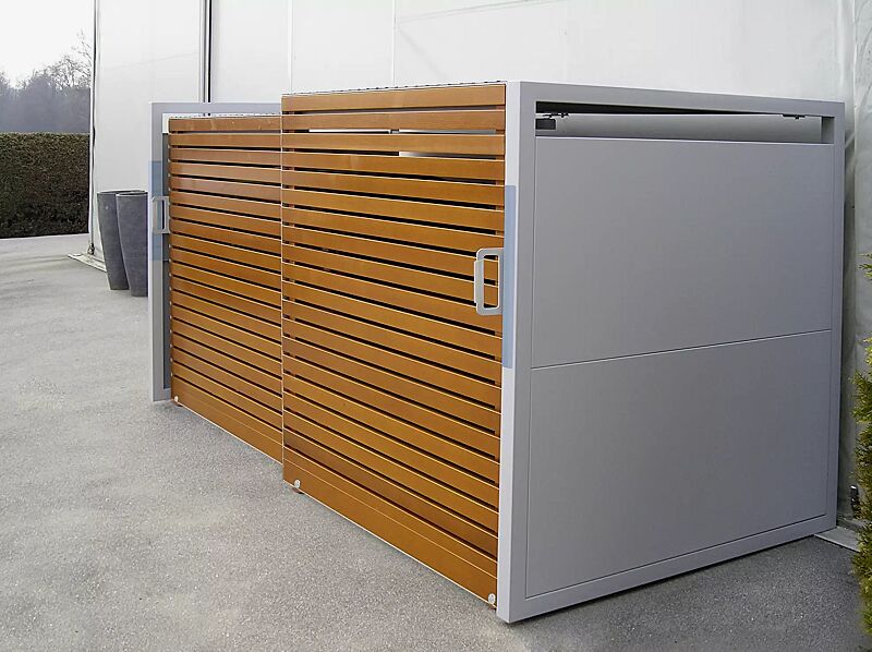 Müllbehälter-Doppelschrank STYLEOUT® LINIS 1100, Türen in Holz-Dekor Douglasie, Stahlkonstruktion, Rück- und Seitenwände in RAL 9006 weißaluminium, Dach in Aluminium eloxiert