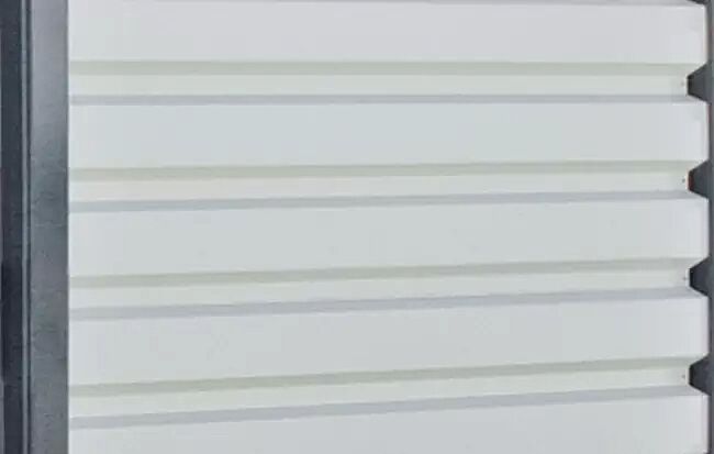 Wandelement mit Trapezblech, waagerecht