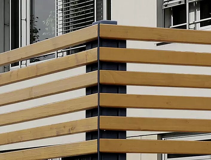 Wandelement, mit Holzbelattung Fichte, umlaufend