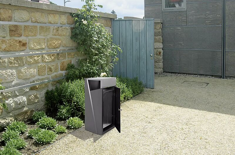 Abfallbehälter INTAL mit Ascher, Schutzdach und Tür in RAL9007 graualuminium, Beton beschichtet in graphit