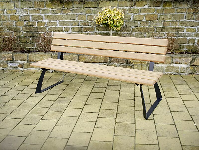 Sitzbank ADAM mit Rückenlehne, mit Fichtenholzbelattung, Stahlteile in RAL 9005 tiefschwarz