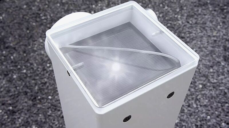 Solarzelle (in Grundsäule, mit Plexiglasabdeckung)