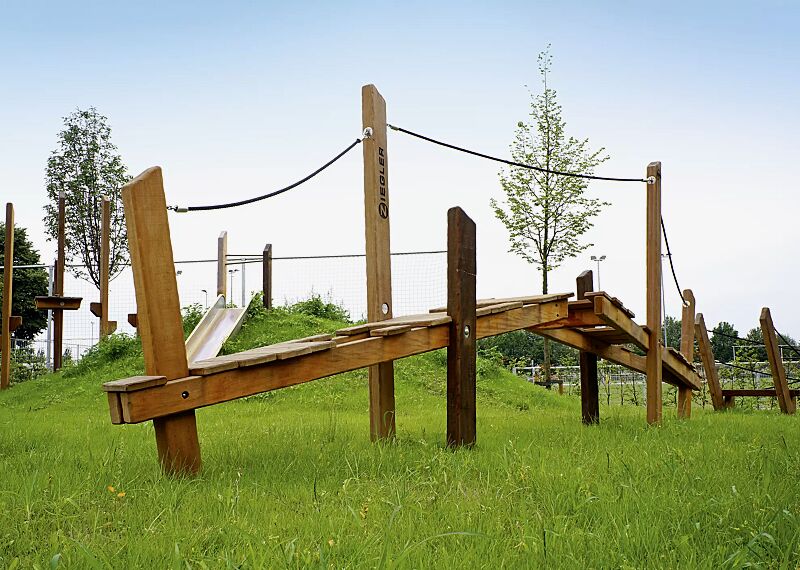 Spielbrücke DALR  aus Holz, Kollektion AUWALD