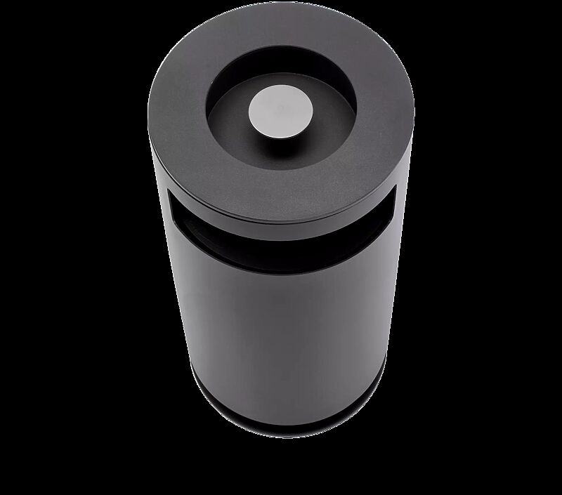 Detail: großer Ascher