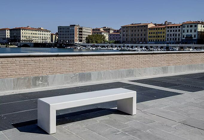 Sitzbank ANDROMEDA ohne Rückenlehne, Beton mit transparenter Beschichtung in naturweiß - 18