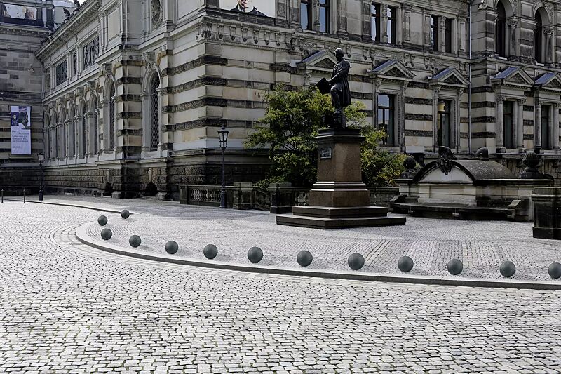 Poller PERLIT aus Aluminium