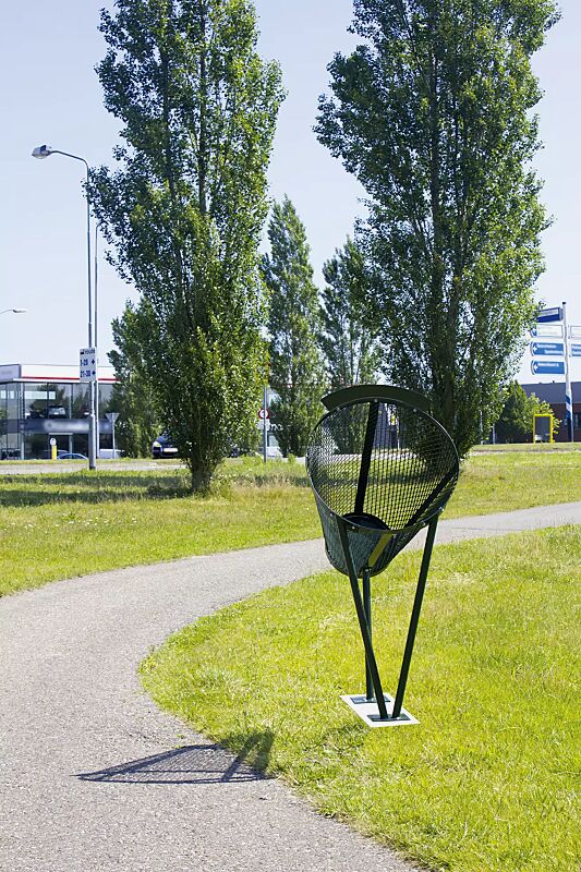 Abfallbehälter BINSWINGER in RAL 6009 tannengrün