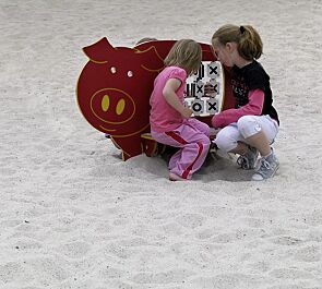 Spielwand OINK