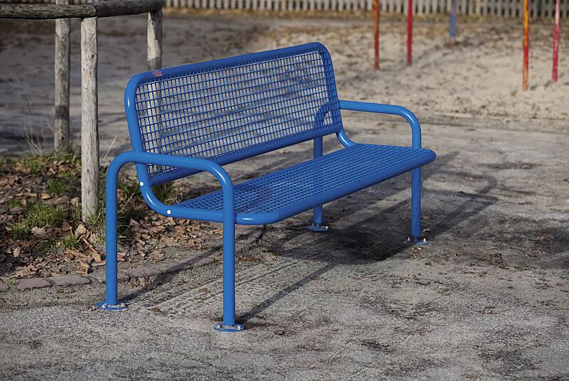 Sitzbank RIMINI mit Rücken- und Armlehnen, in RAL 5017 verkehrsblau