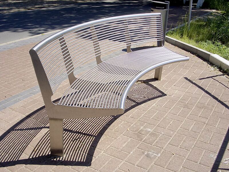 Sitzbank CARPI mit Rückenlehne, gebogen, Bankform Innenradius