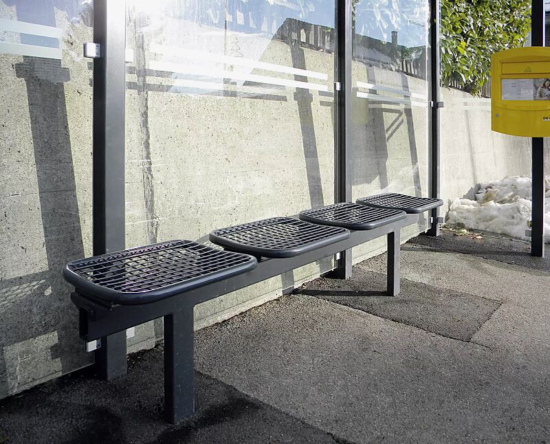 Drahtgittersitz TARVIS, 4-Sitzer zum Aufdübeln bei - 200 mm, in RAL 7016 anthrazitgrau