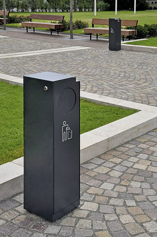 Abfallbehälter CRYSTAL mit Ascher, 32 Liter, mit Einwurfklappe, in RAL 7016 anthrazitgrau, Siebdruck in RAL 9003 signalweiß