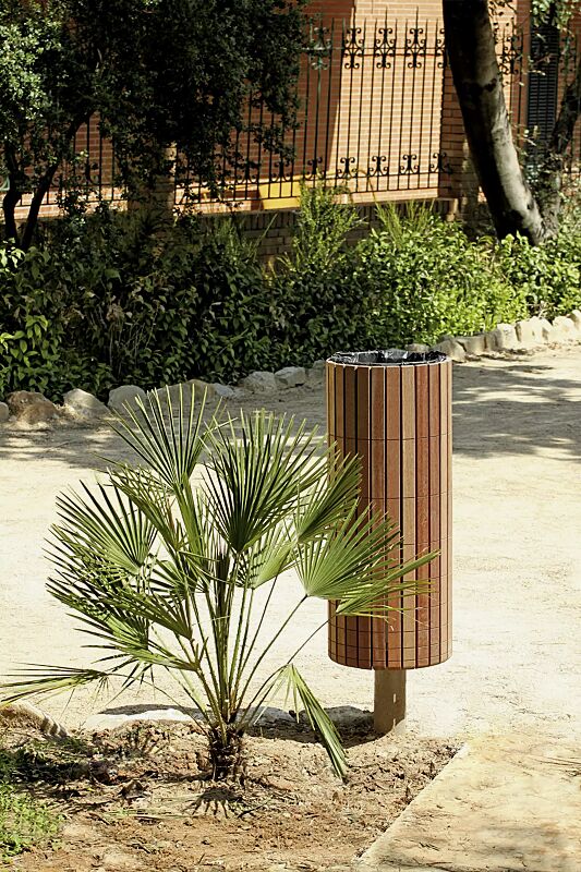 Abfallbehälter NANUK, rund, Korpus: Jatobaholzbelattung, Stahlteile in RAL 9007 graualuminium