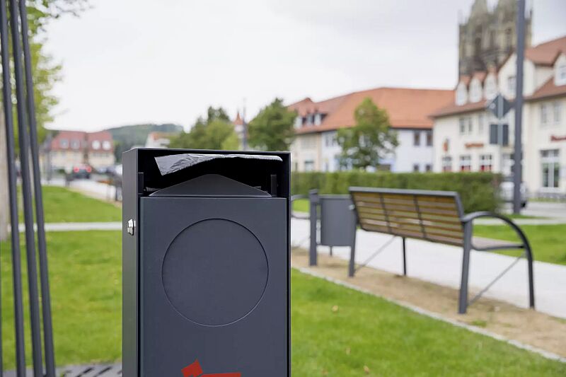 Detail: Hundekotbeutelspender