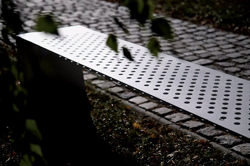 Detail: Sitzfläche, ohne Kunststoffnoppen