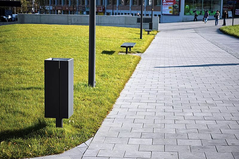 Abfallbehälter NANUK, quadratisch, Korpus: Stahlblech, in RAL 9007 graualuminium