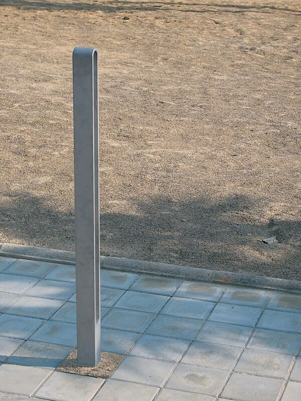 Poller MIELON zum Aufdübeln bei -100 mm, in RAL 9007 graualuminium