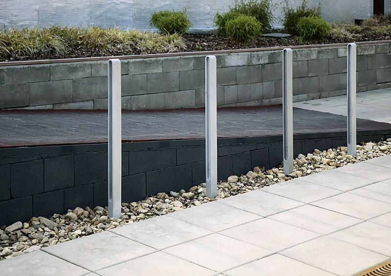 Poller MIELON zum Aufdübeln bei -100 mm, in RAL 9006 weißaluminium