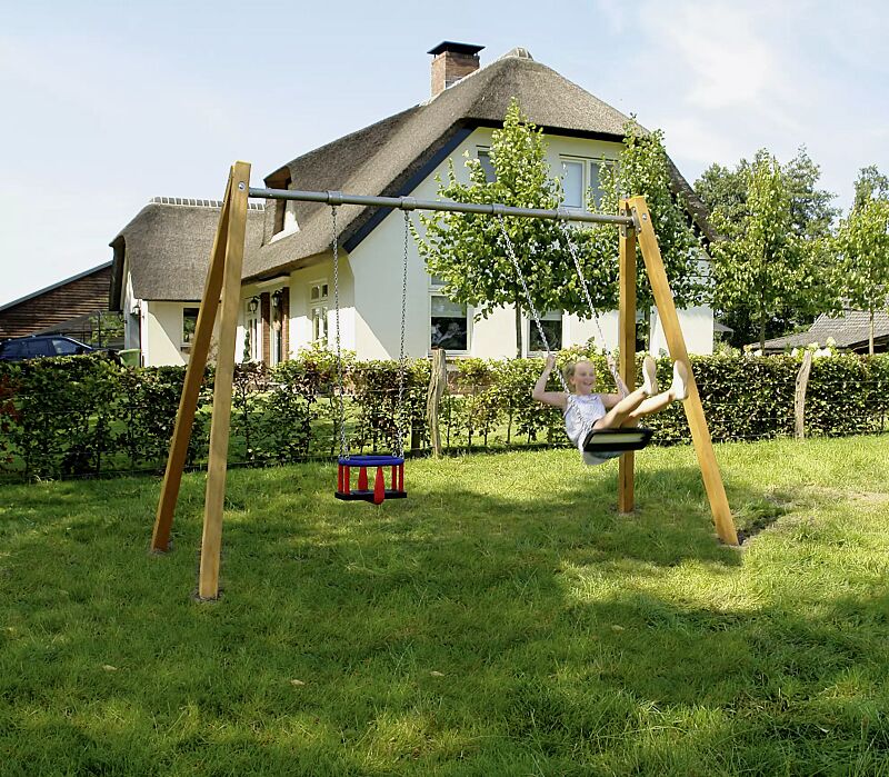 Rundum-Schaukel VARY mit Kleinkind-Sicherheitssitz und Standard-Sicherheitsschaukelsitz