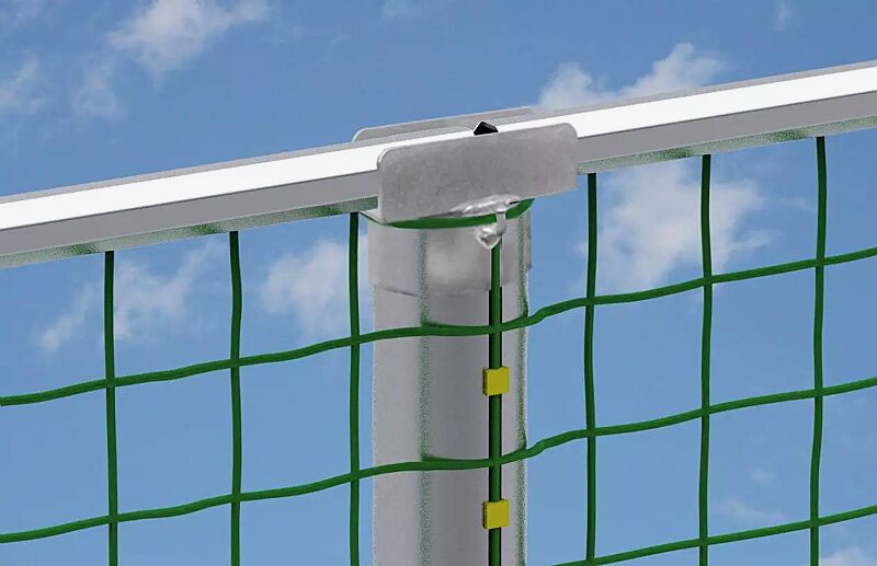 Detail: Quertraverse mit Netzhakennut