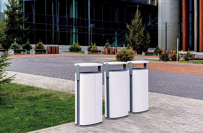 Abfallbehälter MINIUM mit Schutzdach, zum Aufdübeln, Stahlteile in RAL 9007 graualuminium und RAL 9010 reinweiß (zweifarbig auf Anfrage)