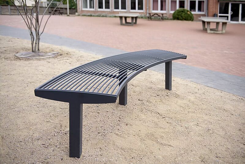 Sitzbank VERA SOLO bestehend aus Einzelelementen, gebogen 45°, modular erweiterbar, in RAL 7016 anthrazitgrau