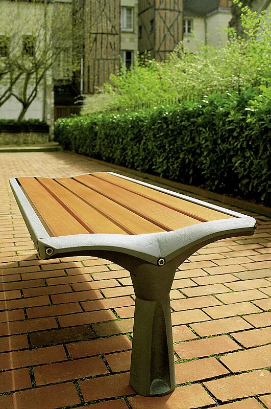 Sitzbank VESTA ohne Rückenlehne, mit Holzbelattung, Gusseisengestell in RAL 9007 graualuminium