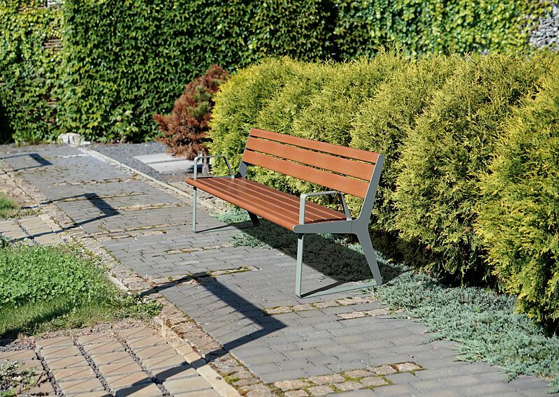 Sitzbank FLOWING mit Rückenlehne und Armlehnen