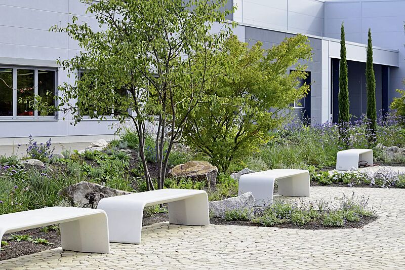 Sitzbank ALBA aus UTC®-Beton, in weiß