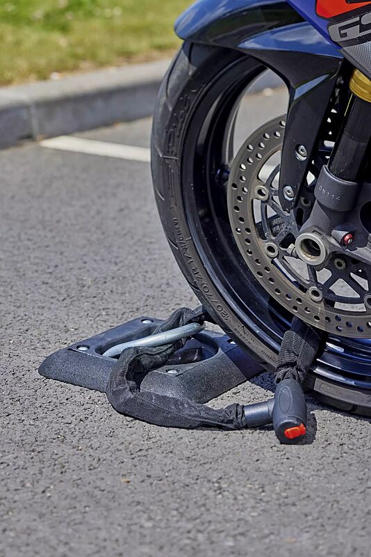 Anschließbügel MATARO zum Aufdübeln, Einbau mit Überstand