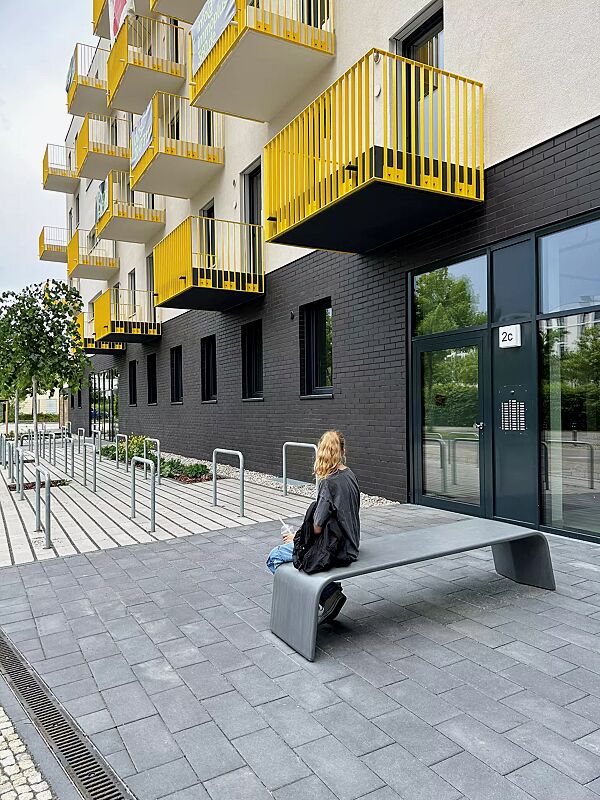 Sitzbank ALBA aus UTC®-Beton, in dunkelgrau