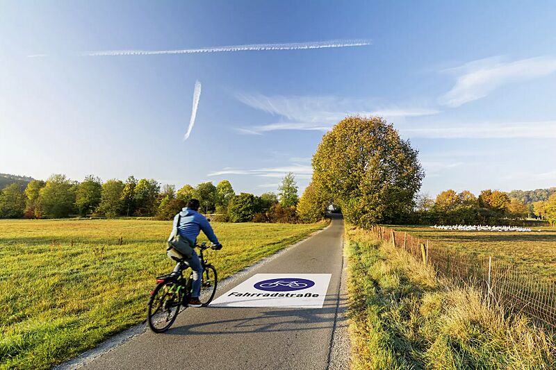 Thermoplastische Markierung FAHRRADSTRAßE