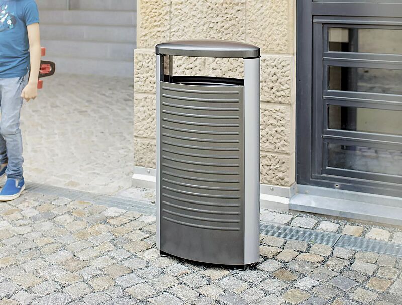 Abfallbehälter BASIC in DB 703 eisenglimmer und RAL 9006 weißaluminium