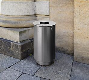 <div id="container" class="container">Abfallbehälter BEXHILL mit Ascher, 90 Liter, mit Sockel, in DB 703 eisenglimmer</div>