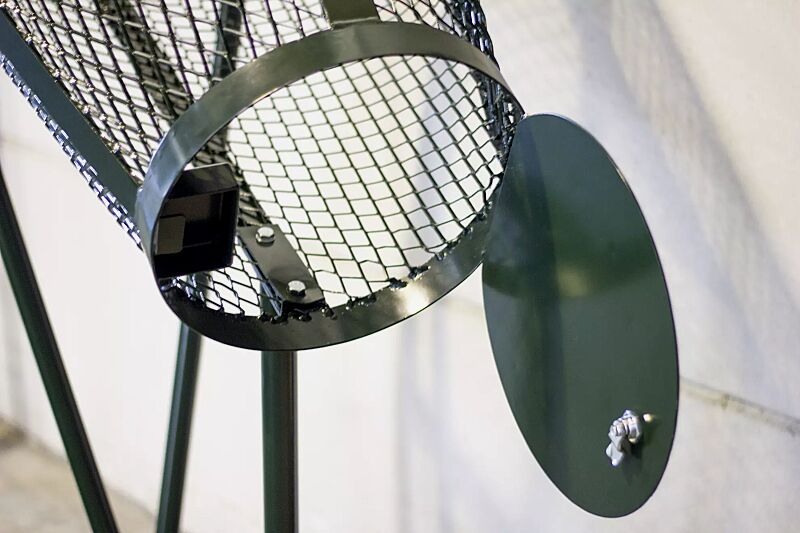 abfallbehaelter-binswinger__shoKAT0061163 Detail: Entleerung