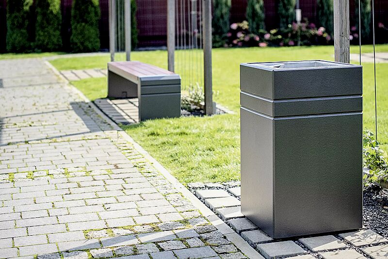 abfallbehaelter-brno__shoKAT0069210 Abfallbehälter BRNO ohne Schutzdach, Beton beschichtet in grau sowie Sitzbank BRNO