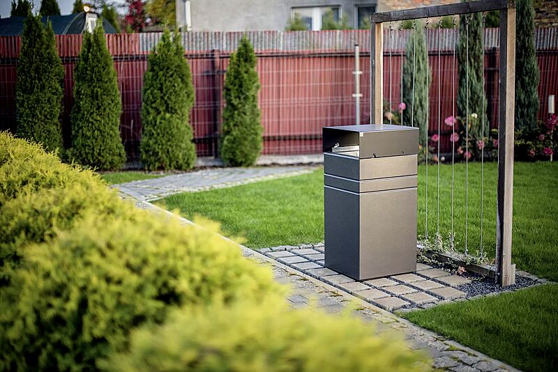 abfallbehaelter-brno__shoKAT0069214 Abfallbehälter BRNO mit Ascher, mit Schutzdach in RAL 7021 schwarzgrau, Beton beschichtet in grau